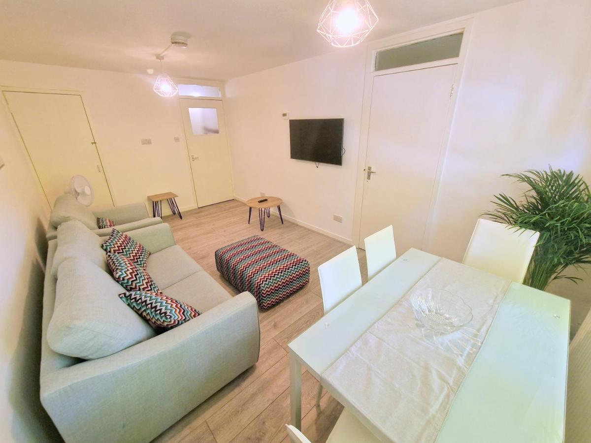 Flat In Battersea, 5 Minutes From Clapham Junction Station Lägenhet London Exteriör bild