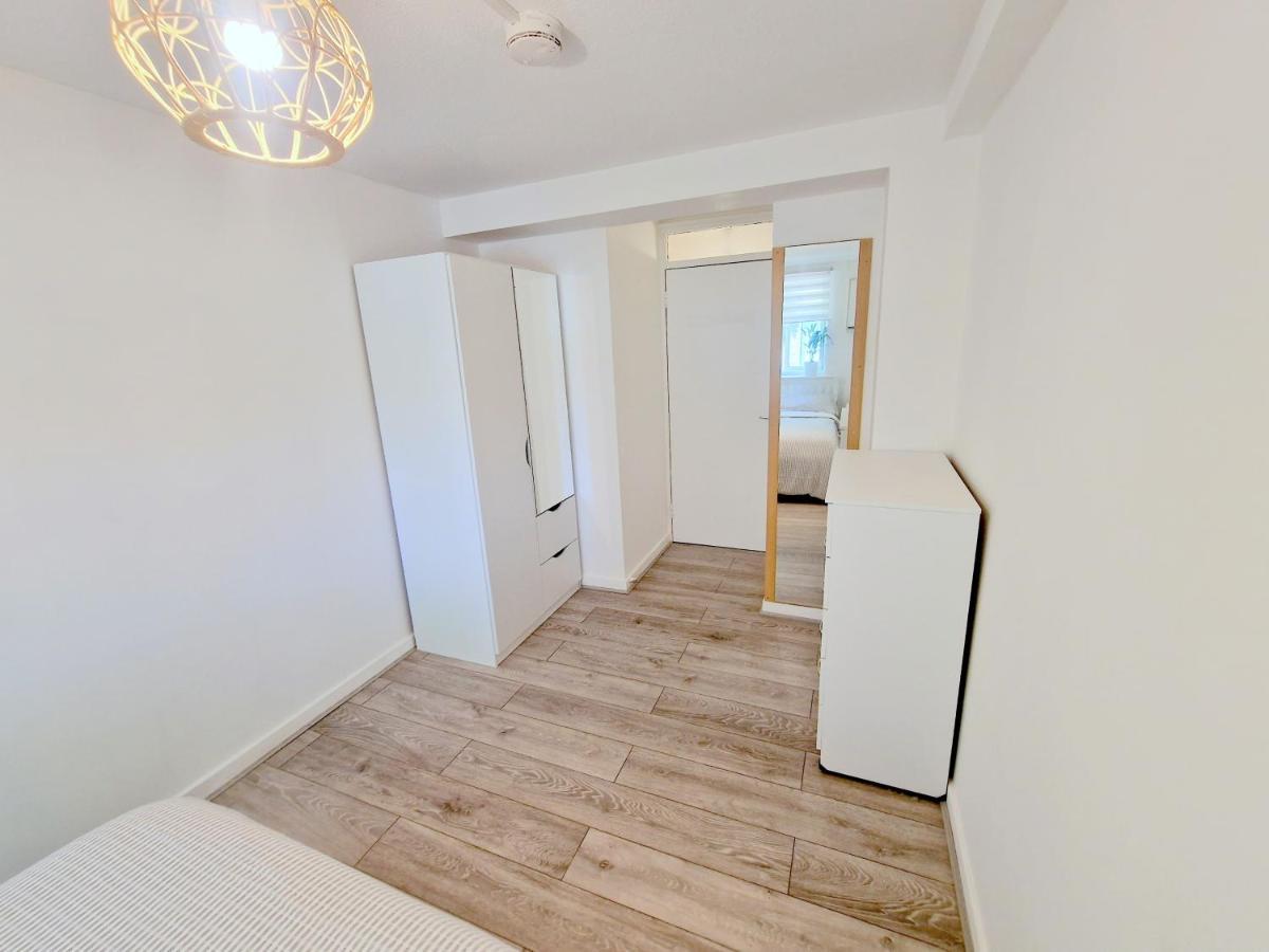 Flat In Battersea, 5 Minutes From Clapham Junction Station Lägenhet London Exteriör bild