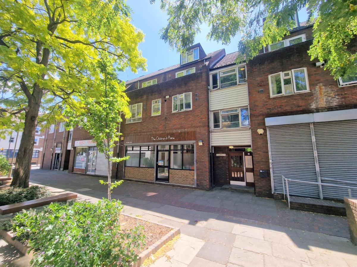 Flat In Battersea, 5 Minutes From Clapham Junction Station Lägenhet London Exteriör bild