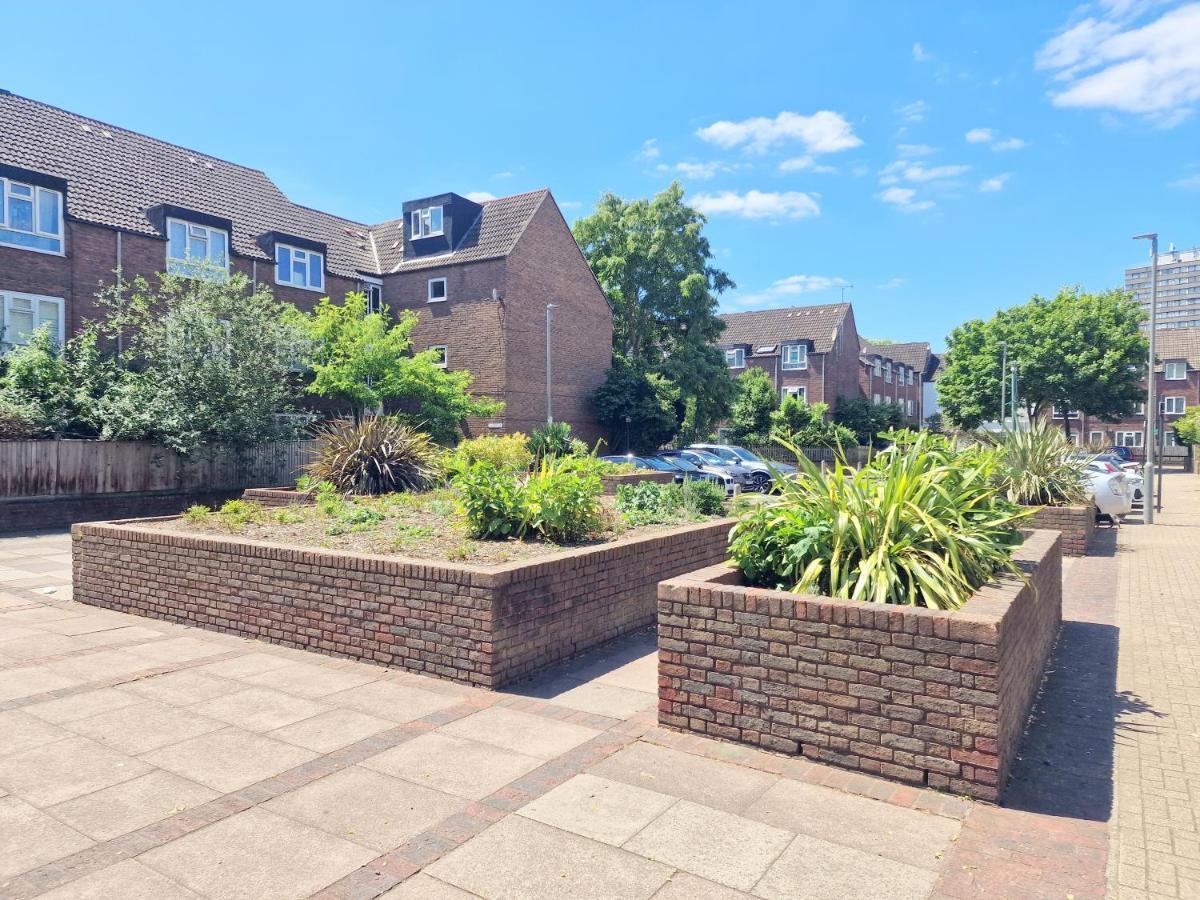 Flat In Battersea, 5 Minutes From Clapham Junction Station Lägenhet London Exteriör bild